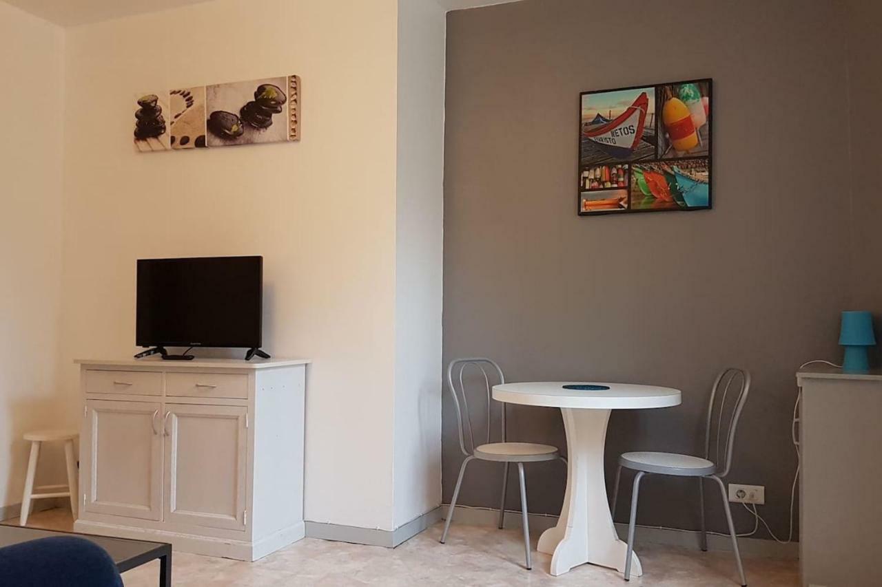 10 Rue des Récollets 1er gauche Apartamento Brive-la-Gaillarde Exterior foto